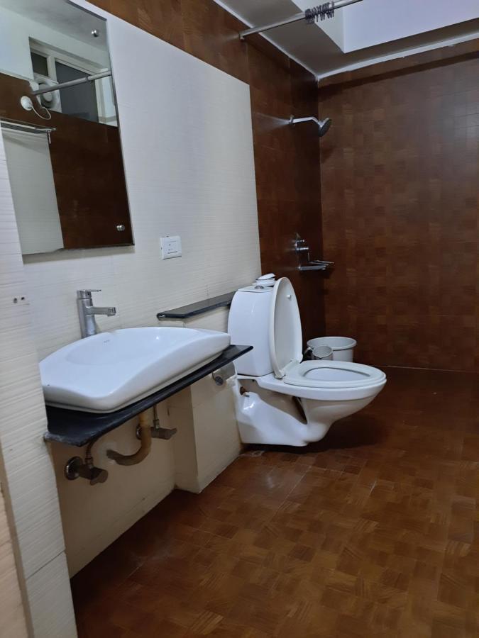 Hotel Grand Suites Indore Buitenkant foto